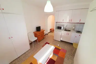 Image de ÉTUDE Kr-1 De 4 Places En 1ÈRE Ligne De Plage