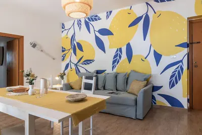 front de mer avec jardin.