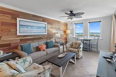 Image de Unité # 410b: 2 Br / 2 Ba condo à Destin, 6 couchages