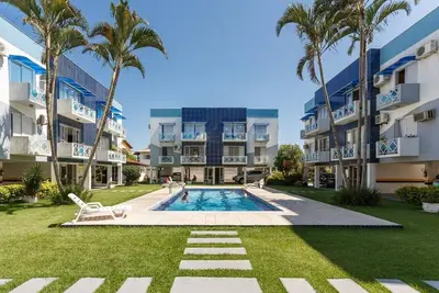 Image de Full Ap - Condominium avec piscine