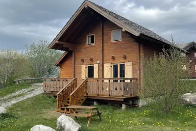Image de Chalet Bois individuel au calme à 250m du coeur de la station  - Piscine, Sauna
