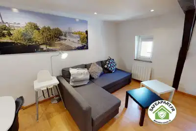 Image de spacious duplex near petite france up to 4