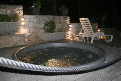 Image de My Hot tube for 5+2 people
