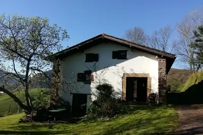 Image de Gite Itola, grande maison indépendante et isolée sur les hauteurs de Bidarray