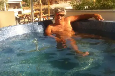 Image de My Jacuzzi for 4+2 people