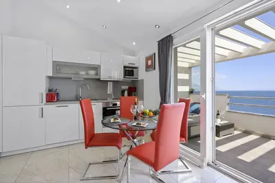Image de Appartement Penthouse Filka-Coral avec vue de dessus sur la mer