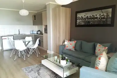 Image de Appartement De Luxe Waters Edge, Century City, C. T.