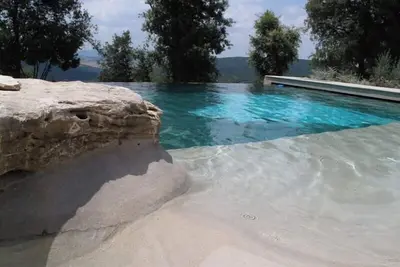 Image de Appartement avec jardin dans l'ancien Borgo avec piscine près de San Gimignano