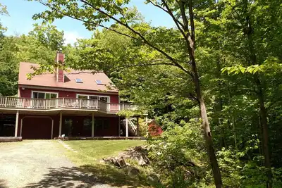 Image de Nh Montagne Getaway! Endroit Isolé Près Du Lac Squam