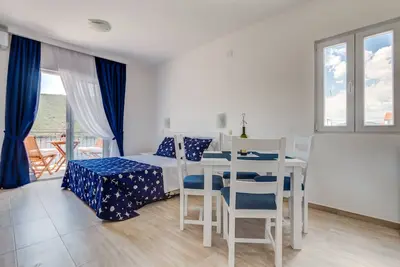 Image de Appartement 1 chambre en front de mer avec vue sur la mer