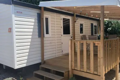 Mobil-Home dans un camping 4* près de la mer