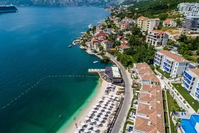 Image de Villa Côté Plage Donkovic Avec Vue Sur La Baie De Boka
