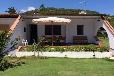 Image de Soleil, mer et de détente dans la villa à seulement 50 mètres de la plage