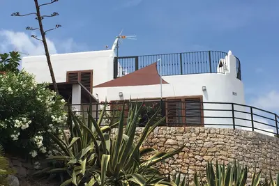 Image de Maison 8 personnes dans résidence avec piscine