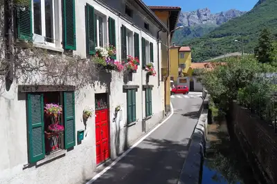 Image de Appartement au centre de Mandello au rez-de-chaussée d'une résidence historique