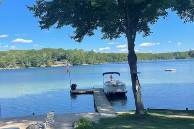Image de Belle Cottage Lakefront W / Pontoon sur Harper Lake- Complètement mis à jour!