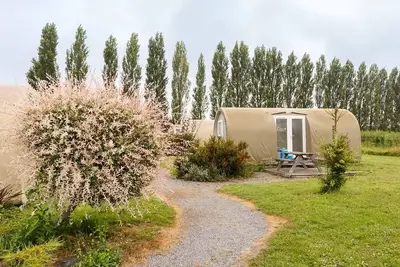 Image de Coco Sweet/2 chambres et coin cuisine sans eau/sanitaires du camping 4 personnes