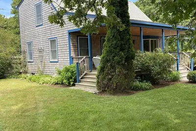 Image de Cape 3 ch \/ 2b au coeur de Katama. Super prix!