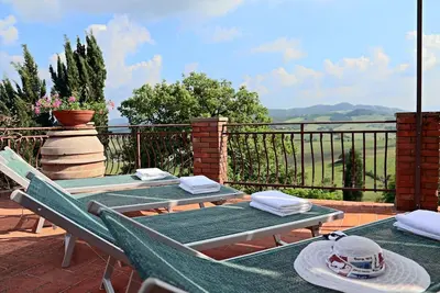 Image de Cottage en pierre avec piscine privée jusqu'à 5 personnes près de San Gimignano