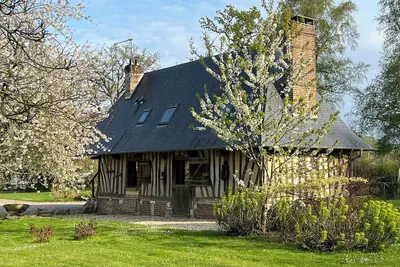 Image de L'Ancienne écurie avec cheminée et jardin une évasion authentique et conviviale