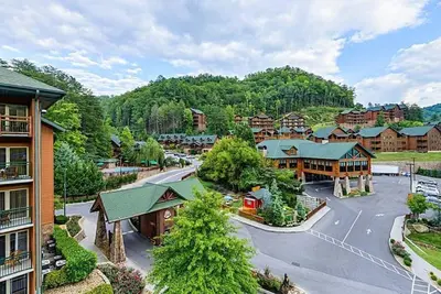 Image de Parc Aquatique INTÉRIEUR - 2 Bdrm / 3 Ba / 8 personnes - Westgate Smokey Mountain Resort