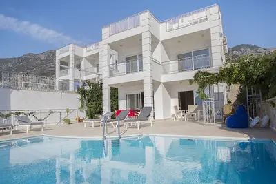 Villa Juliet B - Villa 4 chambres avec vue sur la baie de Kalkan