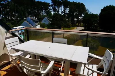 Image de Quiberon - Charmant Duplex 3 Pièces de 52m² au Calme avec Balcon, Parking et Animaux Acceptés