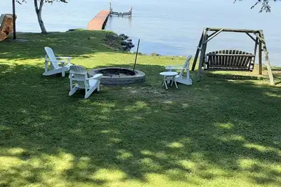 Image de Charme Lake Leelanau Cottage