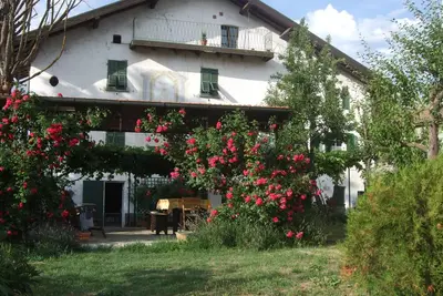 Image de Mansarde/ Ferienwohnung de charme dans ancienne maison en Ligurie