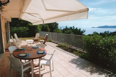 Image de Villa indépendante sans vis à vis  4 personnes vue mer à La Fossette Le Lavandou