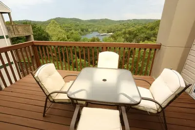 Image de Location de condo Branson<br> Nid d'aigles<br> Indian Point<br> Silver Dollar City<br> Penthouse (061605)