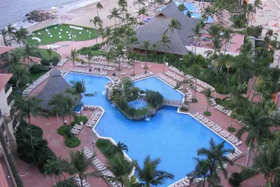 Image de Vue sur l'océan de la baie de Banderas sur le site du Sheraton - Complexe Buganvilias - 4 Adultes
