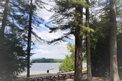 Image de Lake Winni 2 Br & Den - utilisation de petits bateaux - Deepwood Lodges