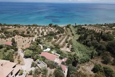 Image de Appartement au-dessus de la magnifique plage de Peroulia, Wifi | Messénie, Péloponnèse