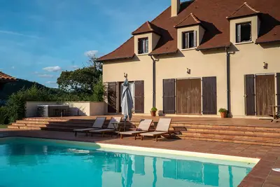 Image de Superbe villa avec piscine privée au bord de la Dordogne