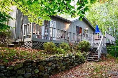 Image de Détendez-vous sur le lac Eden vierge