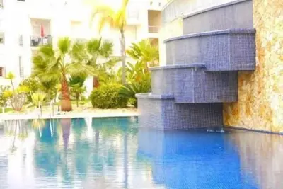 Image de Appartement situé dans un condominium privé avec un excellent réseau solaire