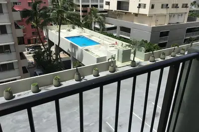 Image de Waikiki Park Heights - 3 courts blocs de la plage