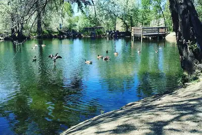 Image de Meilleur Emplacement pour les vacances, conventions, salons, trax, ski-réservez maintenant! ! !