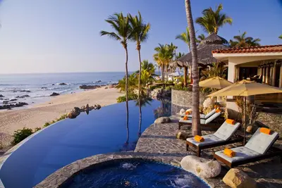 Image de Le plus romantique en bord de mer Villa avec vue imprenable sur l'océan sur la plage Palmilla