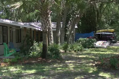 Image de Bienvenue à Saint Simons Island Low Country Cottage!