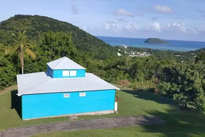 Image de Ti-Kaz : maison 3 chambres vue mer jacuzzi privé