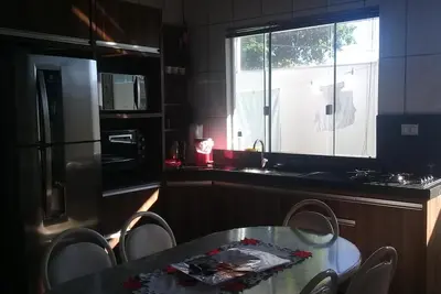 Image de Maison confortable dans l'air Campo Mourao dans les deux chambres