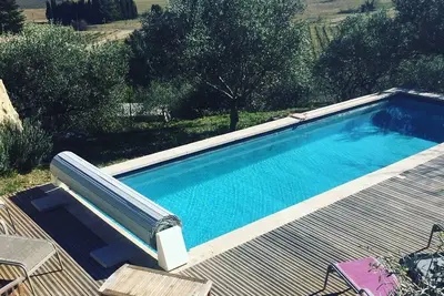 Image de Mas provençal dans l’arrière-pays Varois