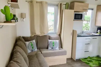 Image de \"Le Mexicain\" Mobilhome 60 4/6 personnes Camping du Conguel Quiberon 4*