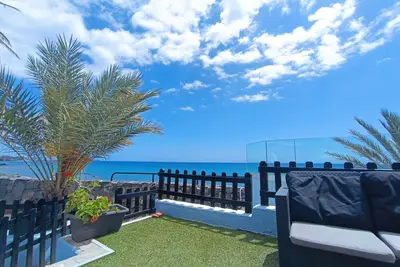 PREMIÈRE Ligne Sur La Plage, Vue Mer Et Jardin PRIVÉ, Piscine