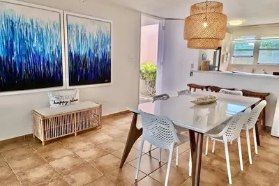 Image de Nouvel appartement de plage au rez-de-chaussée à quelques pas de la piscine!