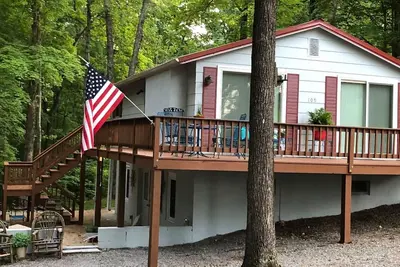 Image de The No Wake Zone Cosy, Quiet Lake Area Property