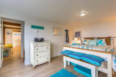 Image de Beach Front Cottage Floor, chic et parfait pour une famille de quatre personnes