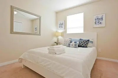 Image de 4563 Ada Lane